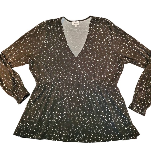 Leota V-neck long sleeve peplum-top 1X Black w/ white dots - Picture 1 of 6